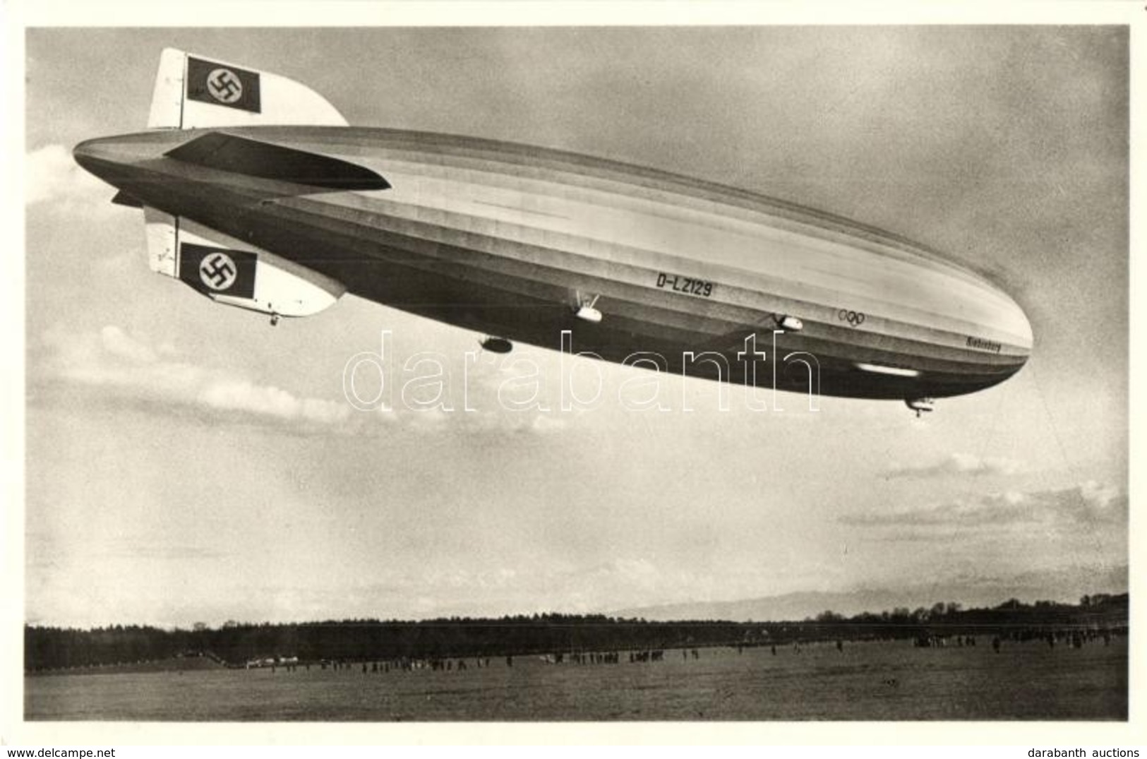 ** T1 LZ 129 'Hindenburg', Landung Nach Der Deutschlandfahrt. Lichtbildabteilung Luftschiffbau Zeppelin / LZ 129 Hindenb - Unclassified