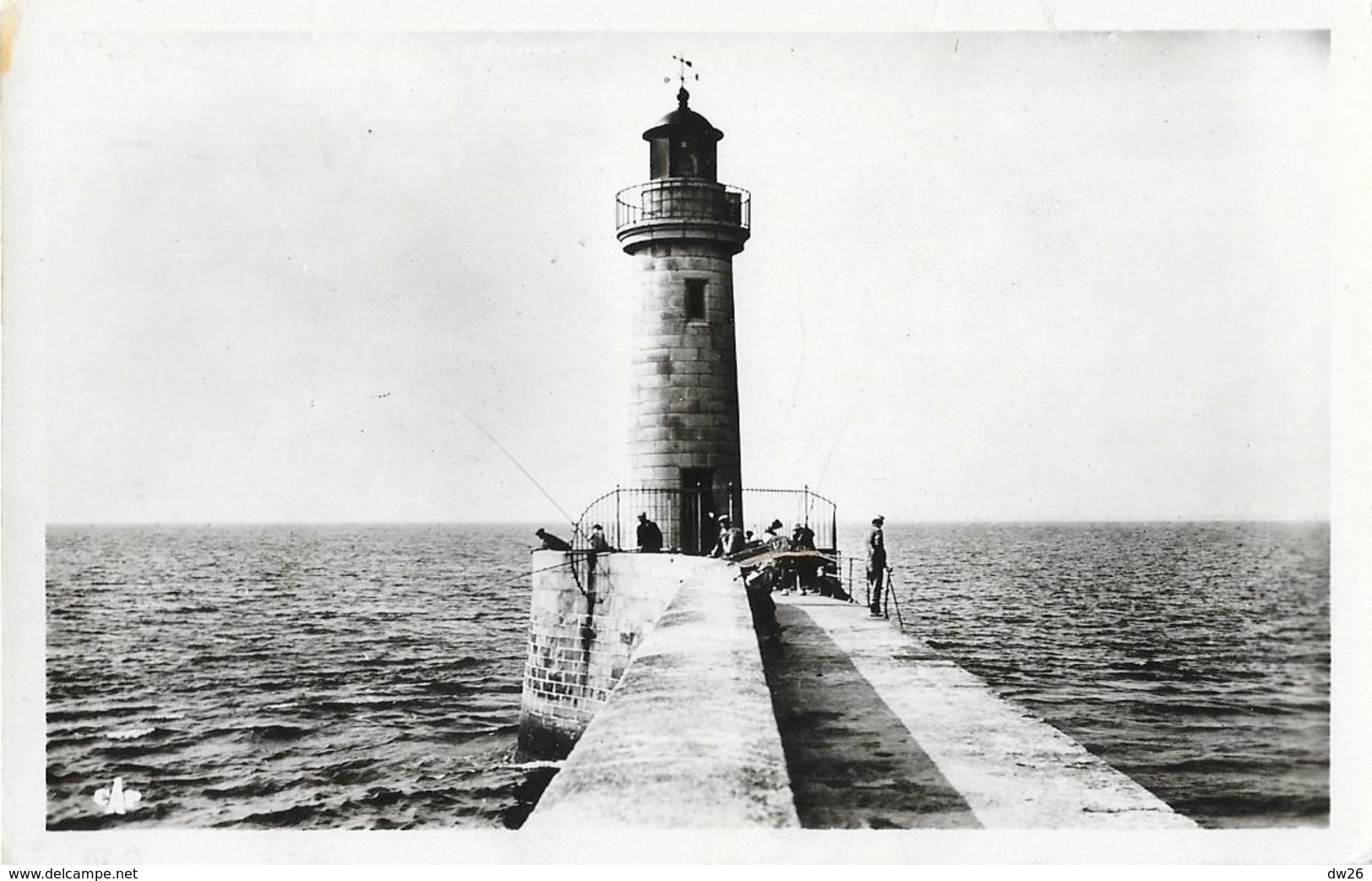 Le Croisic - Le Phare, Pêcheurs à La Ligne - Carte CAP N° 10 - Lighthouses