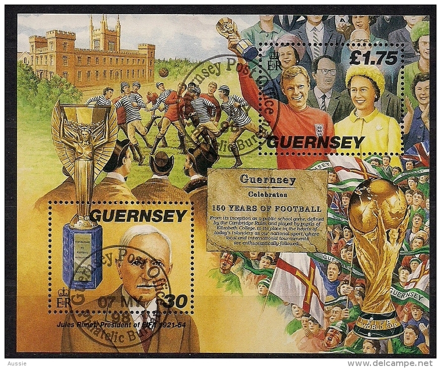 Guernsey Guernesey 1998 Yvertn° Bloc 39 (°) Oblitéré Used Cote 10,00 Euro Football - Guernsey