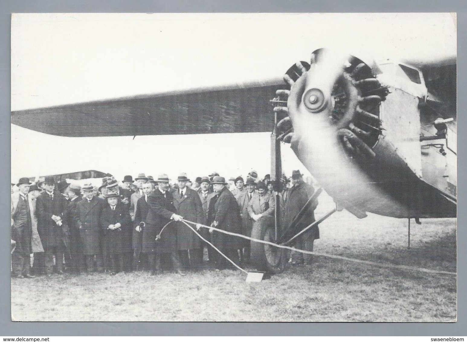 NL.- Officiële Opening Vliegveld Haamstede Op 4 Mei 1931. Mr. J.W. Quarles Van Ufford, Comm. V.d. Kon. In Zeeland - Aerodrome