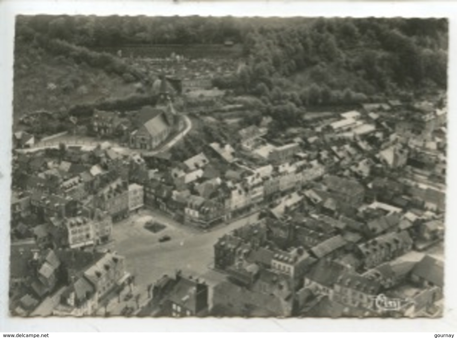 Cormeilles  (Eure) Vue Aerienne Place Du Général De Gaulle (n°1552) - Autres & Non Classés