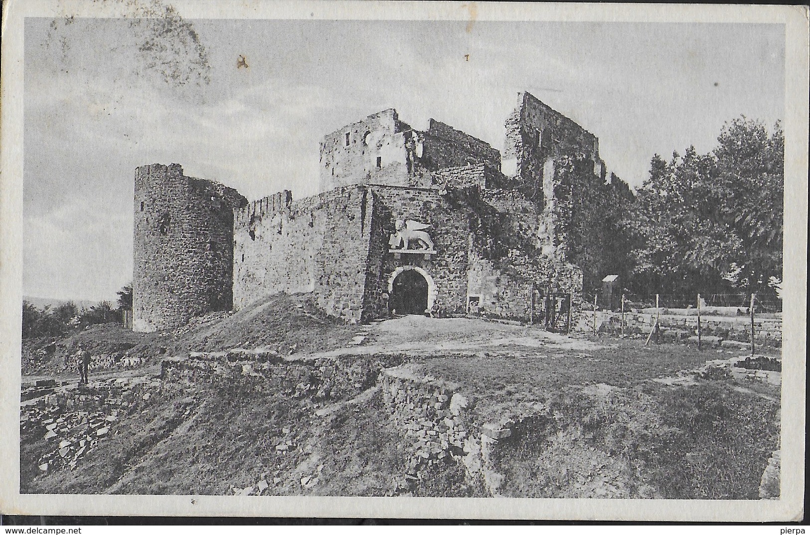 GORIZIA - IL CASTELLO - FORMATO PICCOLO - EDIZ. V. M. - VIAGGIATA 1933 - Castelli