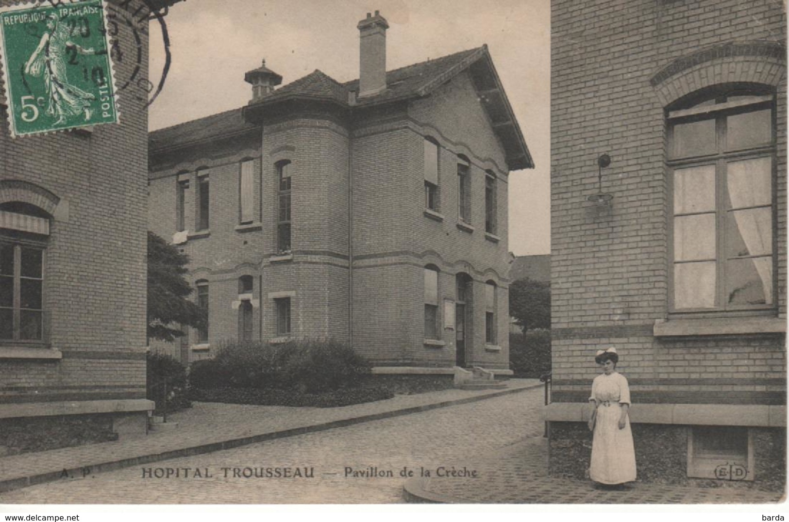 Paris- Hôpital Trousseau - Pavillon De La Crèche - District 12