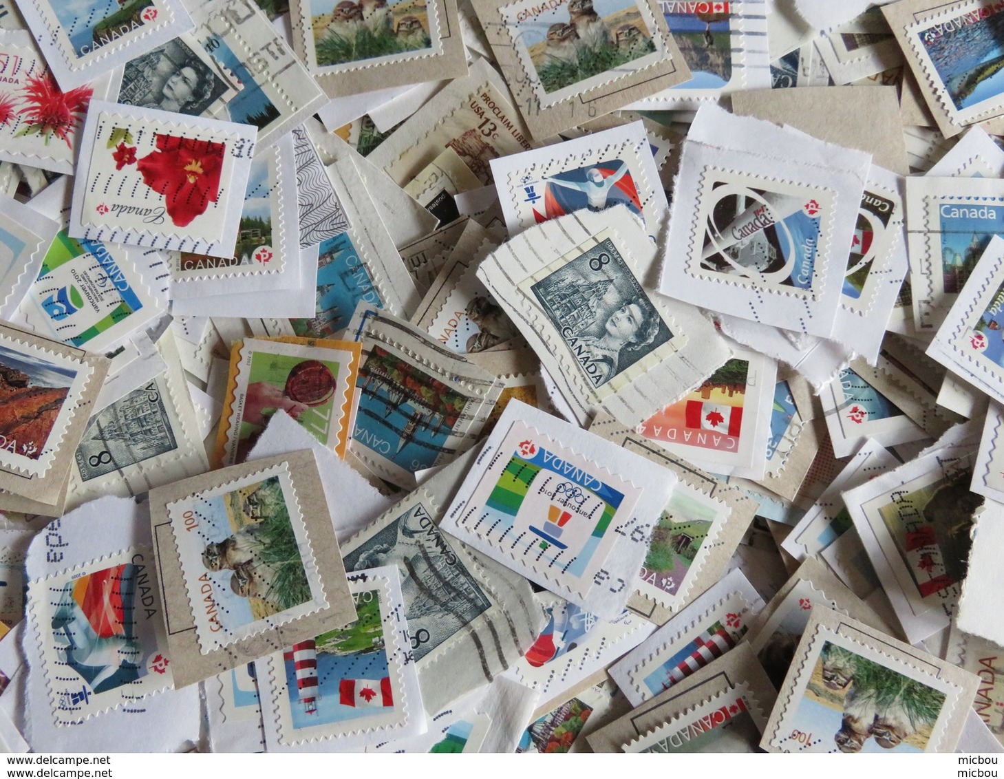 ##S2, Canada, Vrac, Plus De 1000 Timbres Diversifiée, More Than 1000 Diversified Stamps - Vrac (min 1000 Timbres)