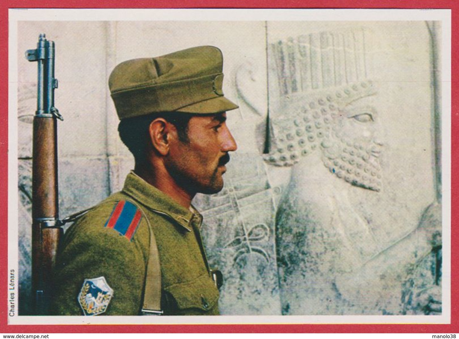 Persépolis. Soldat Iranien Et Guerrier Perse. Iran.  Encyclopédie De 1970. - Autres & Non Classés