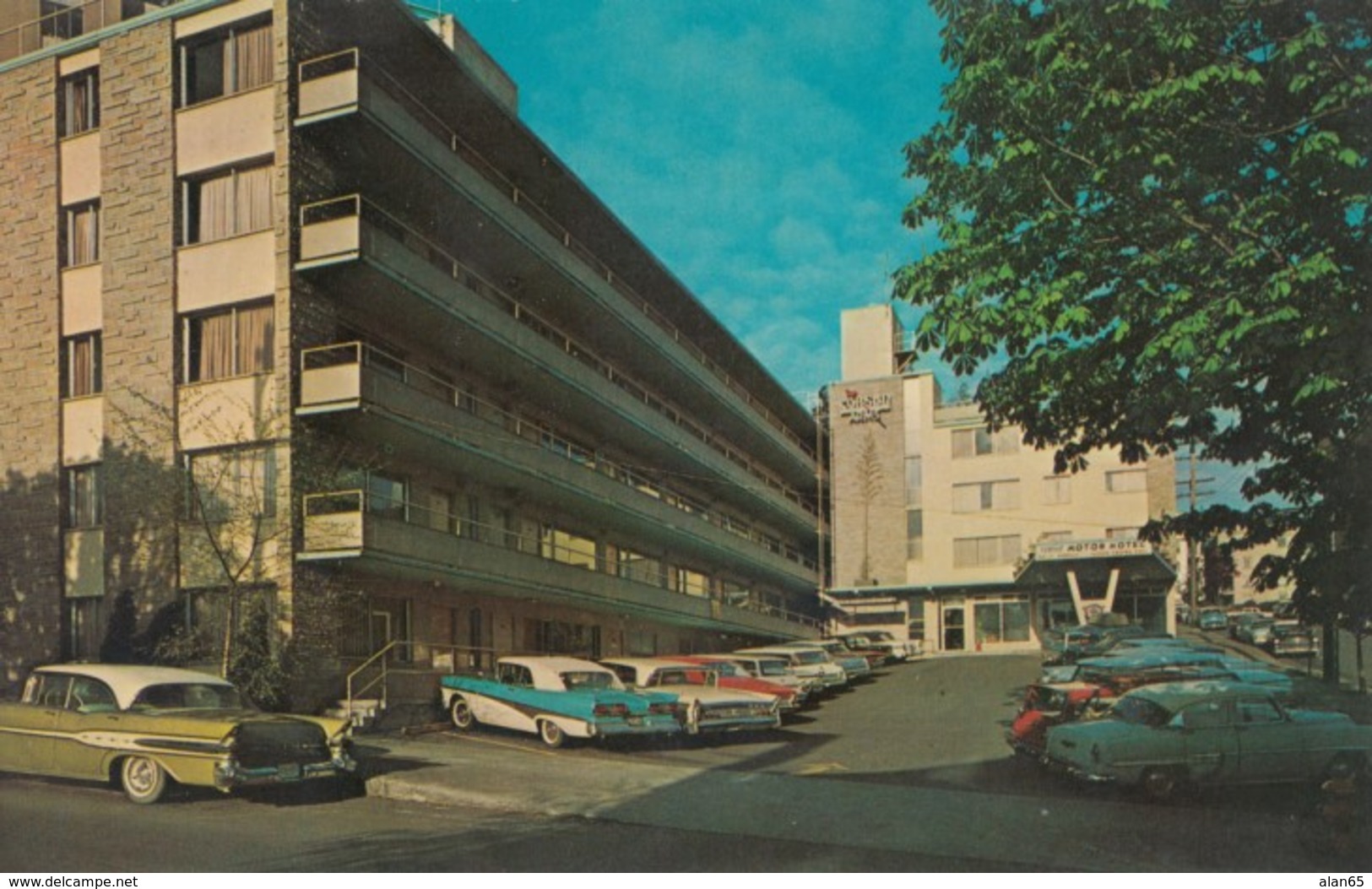 Portland Oregon, Corsun Arms Motor Hotel, Autos, 1950s/60s Vintage Postcard - Portland