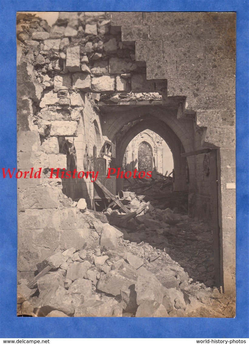 Photo Ancienne D'un Poilu - VILLEMONTOIRE (Aisne) - Intérieur De L'Eglise - 1918 WW1 Soldat Poilu - Guerre, Militaire