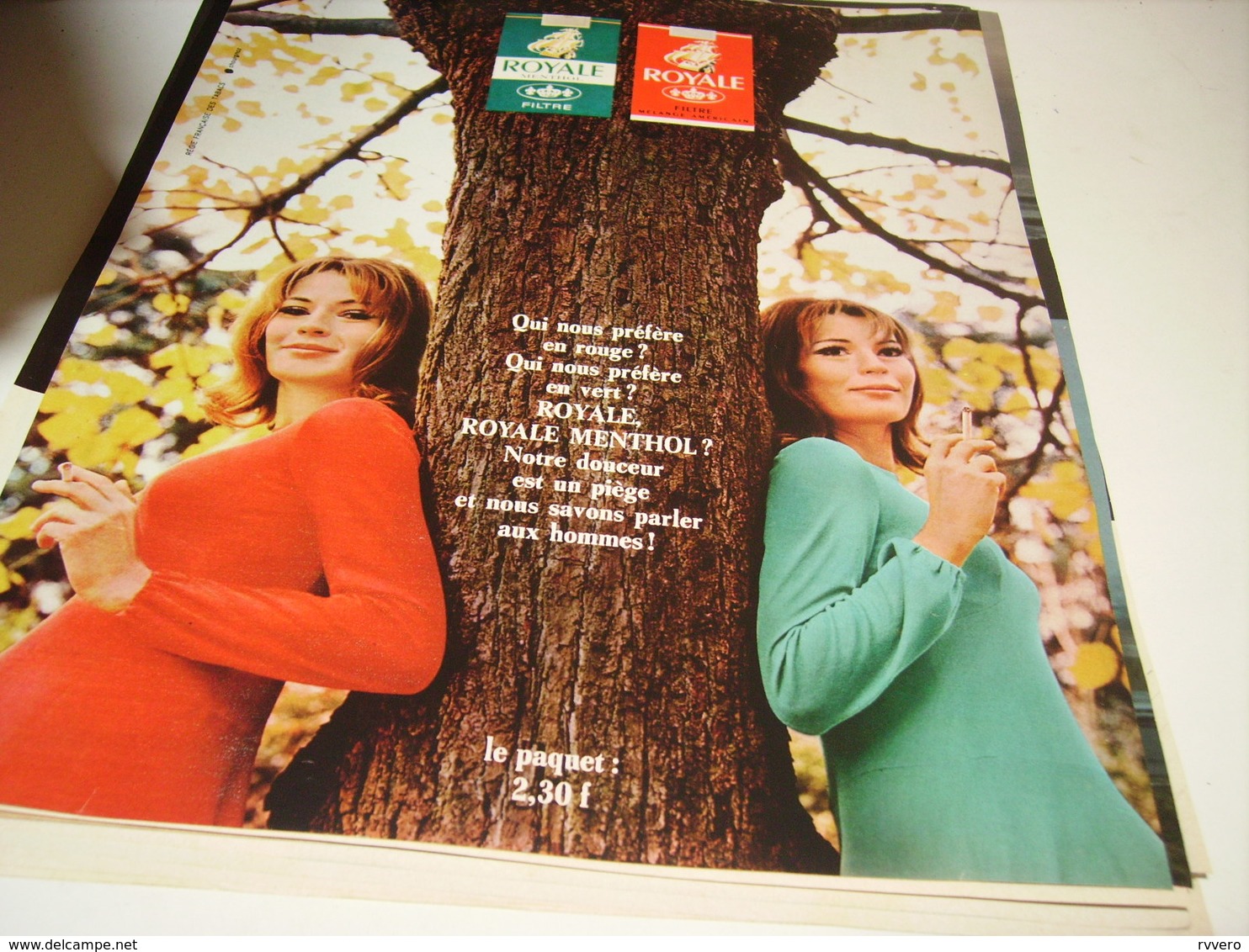 ANCIENNE PUBLICITE ROUGE OU VERT CIGARETTE ROYALE 1968 - Autres & Non Classés