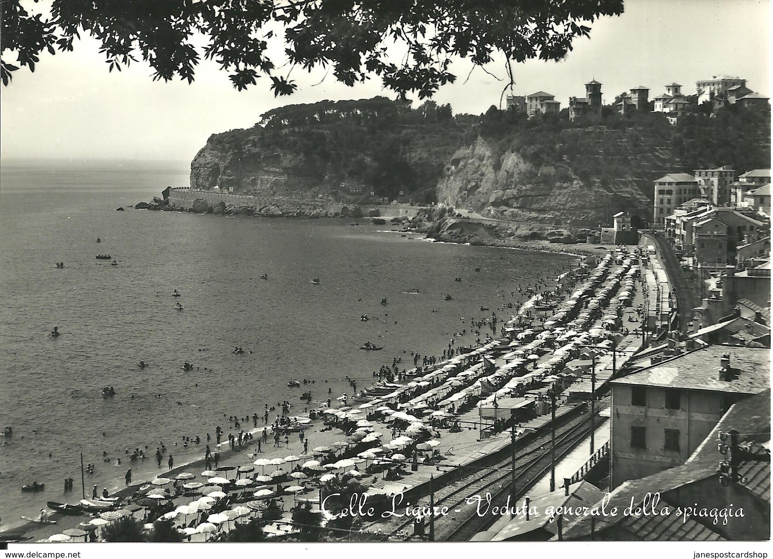 REAL PHOTOGRAPHIC POSTCARD - CELLE LIGURE - GENERAL VIEW OF THE SEA-SHORE - LIGURIA - Other & Unclassified