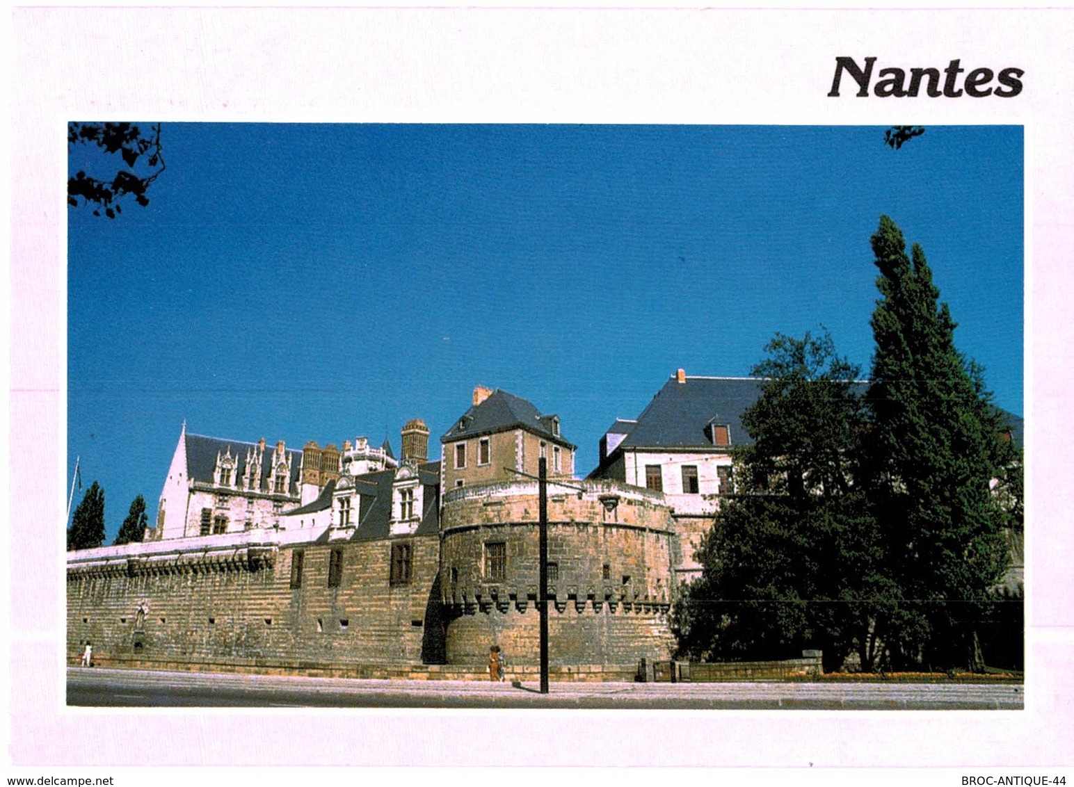 LOT N°577 - LOT DE + 80 CARTES DU CHATEAU DES DUCS DE BRETAGNE ET D' ANNE DE BRETAGNE