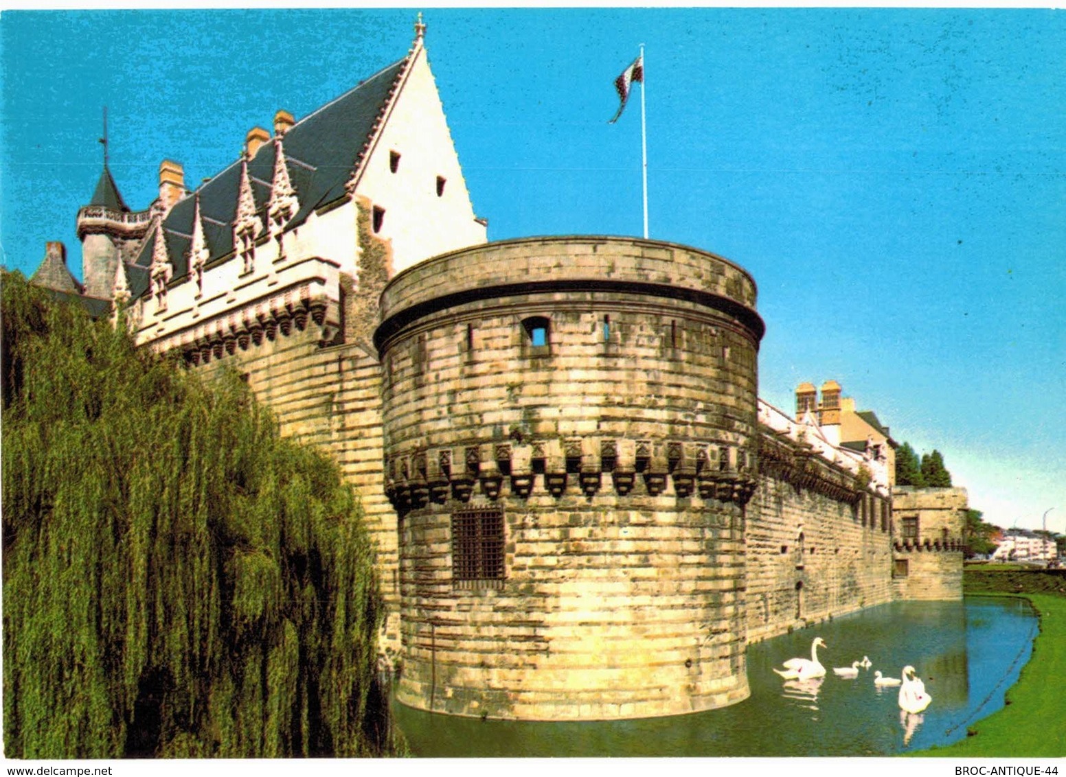 LOT N°577 - LOT DE + 80 CARTES DU CHATEAU DES DUCS DE BRETAGNE ET D' ANNE DE BRETAGNE