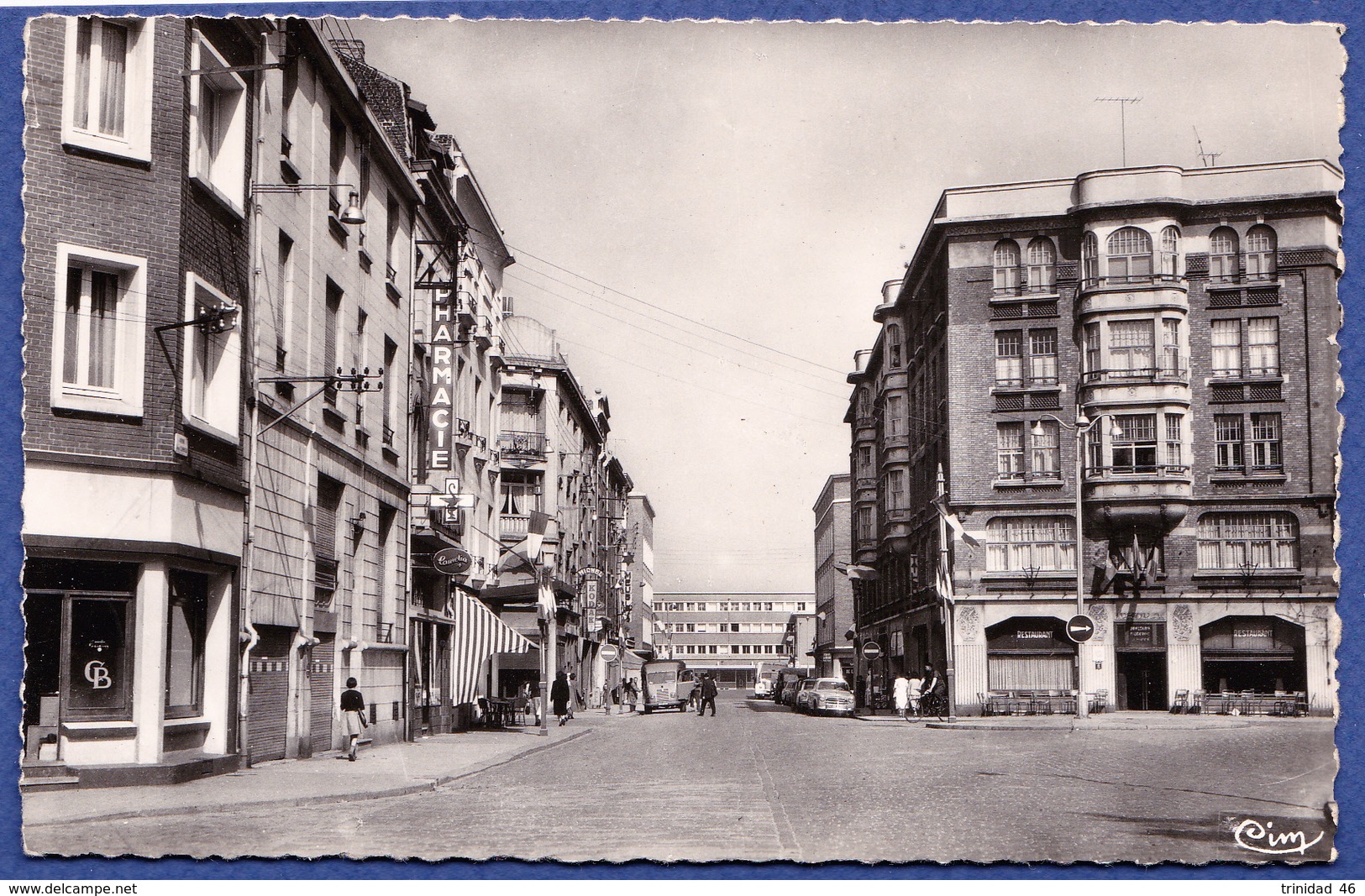 DOUAI 59 ( AVENUE GEORGES CLEMENCEAU - LA NOUVELLE GARE ) - Douai