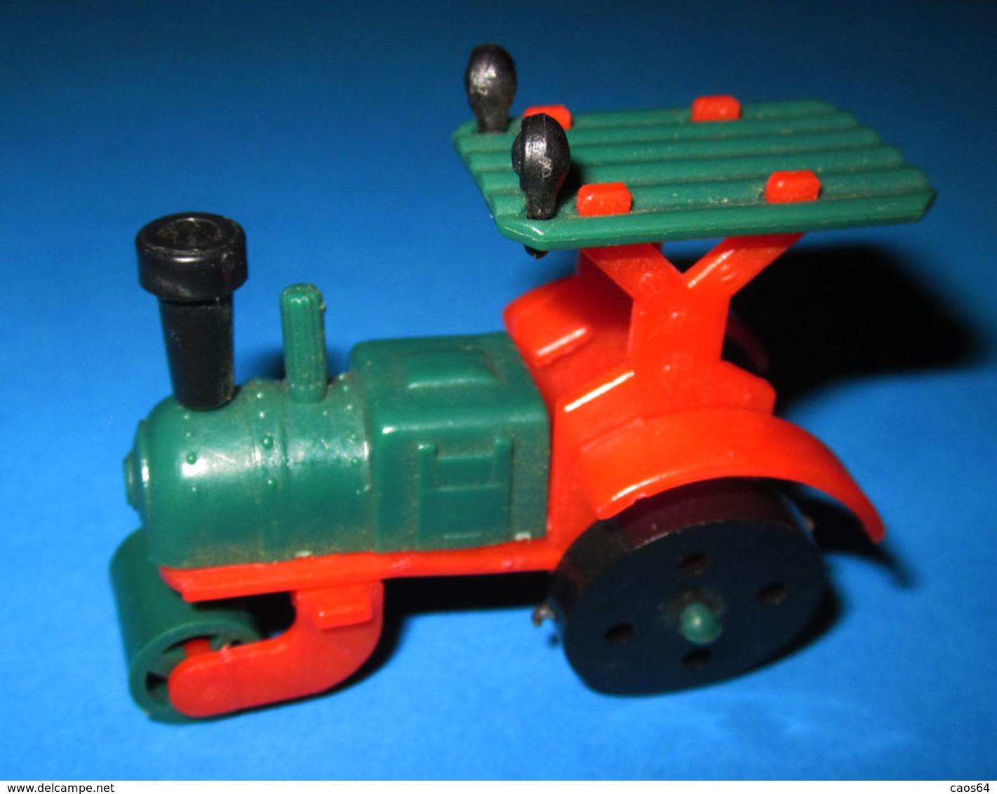 TRATTORE TRACTOR 1985 KINDER - Montabili