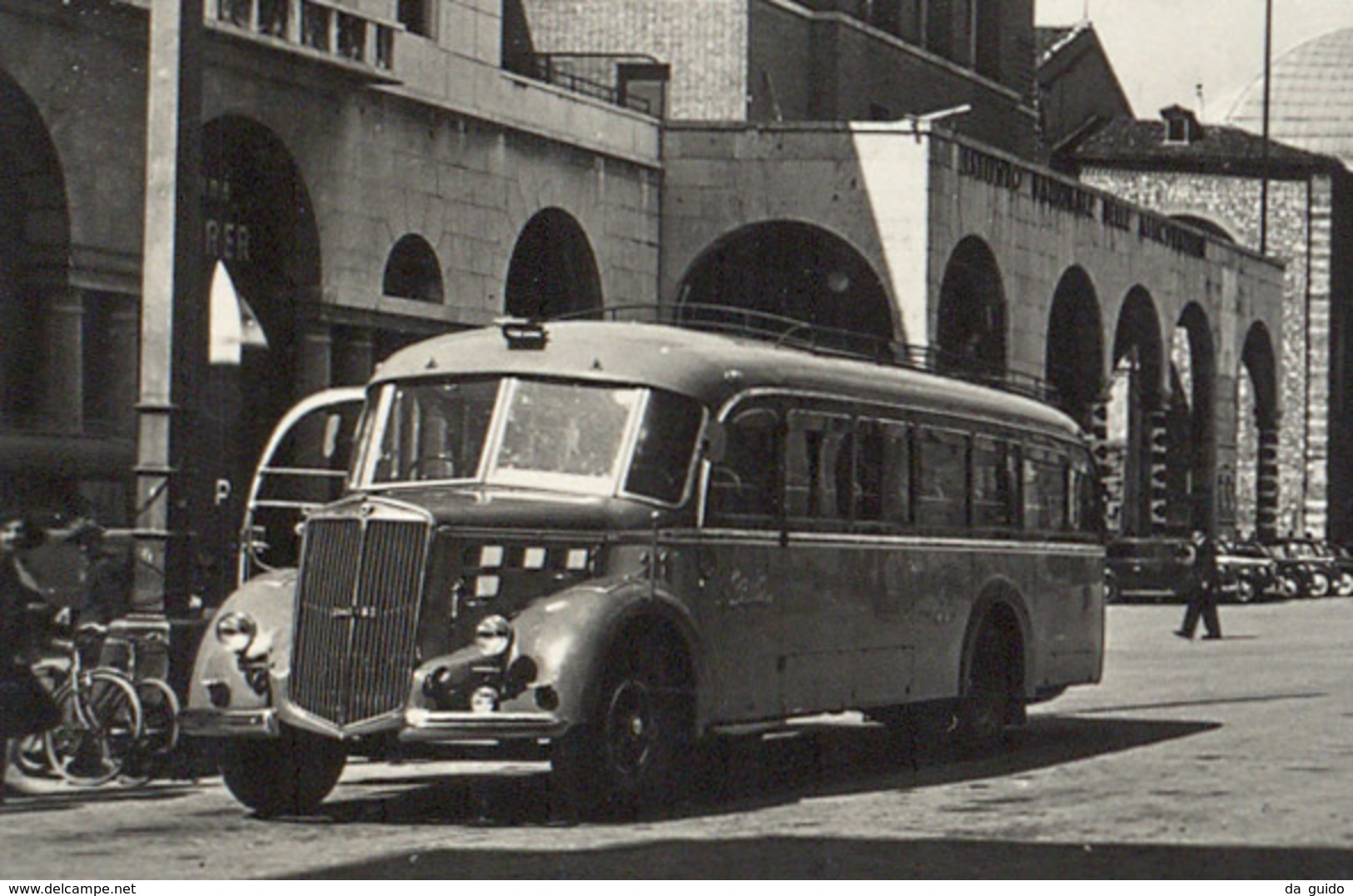 BRESCIA, Piazza Martiri Della Libertà Con Autobus Lancia 3Ro Carrozzeria Viberti - Corriera - Viaggiata - Brescia