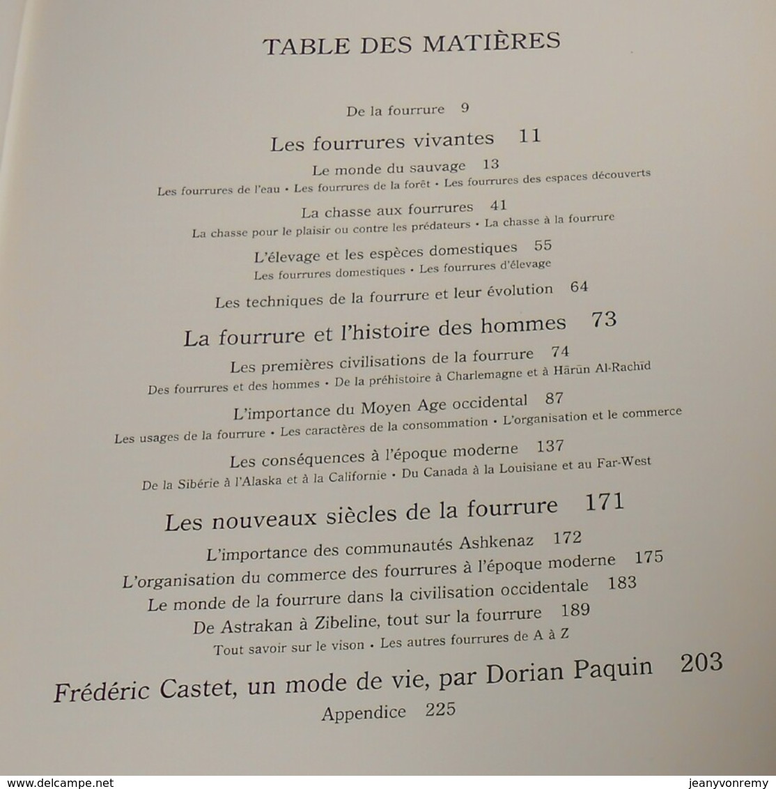 L'Histoire De La Fourrure De L'Antiquité à Nos Jours. Robert Delort. 1986. - History