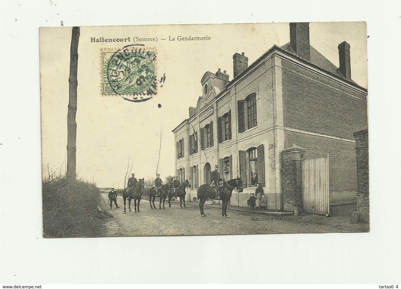 80 - HALLENCOURT - La Gendarmerie Animée Gendarmes A Cheval Bon état - Autres & Non Classés