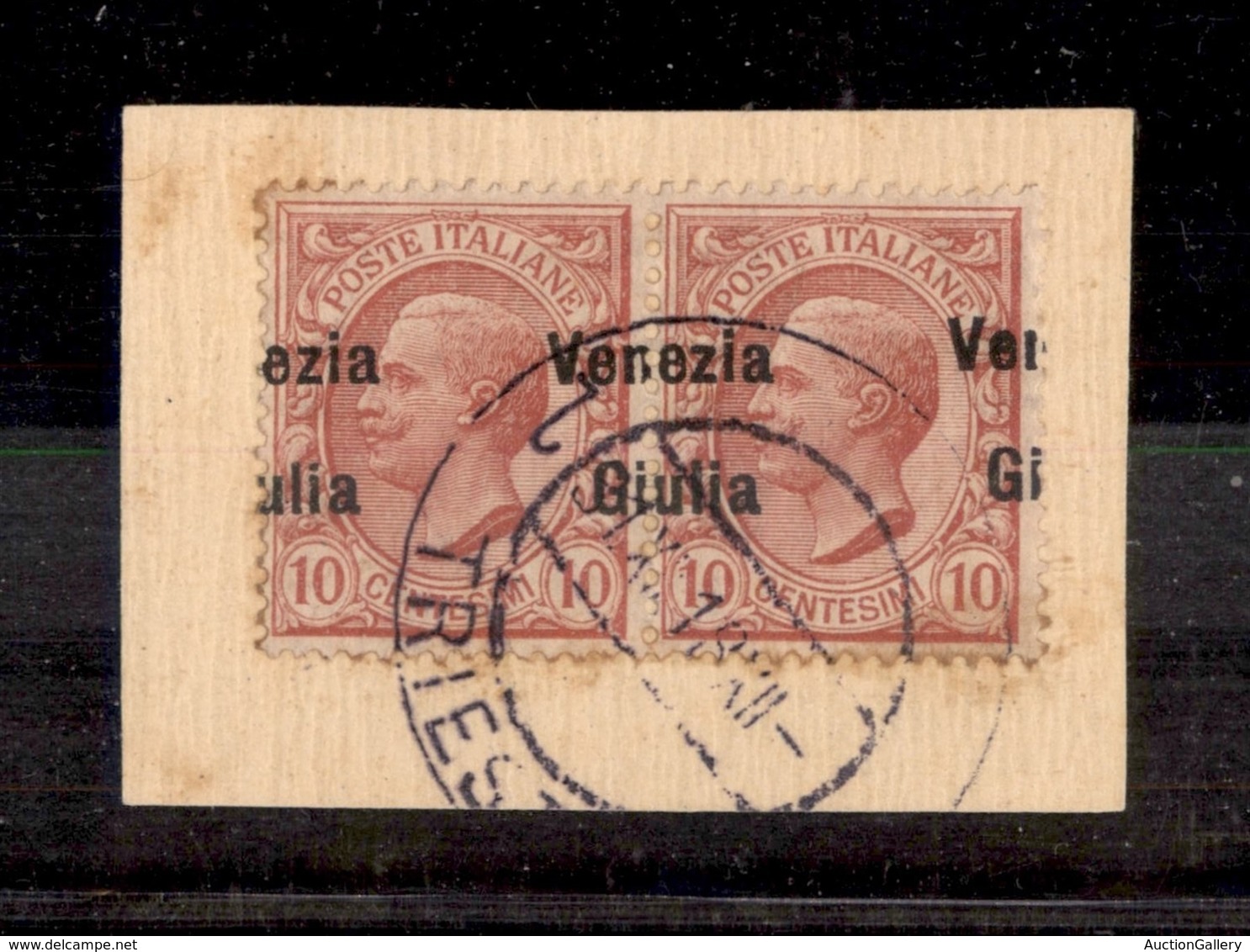 OCCUPAZIONI - VENEZIA GIULIA - 1918 - 10 Cent (22eb) Con Soprastampa A Cavallo - Coppia Usata Su Frammento - Other & Unclassified