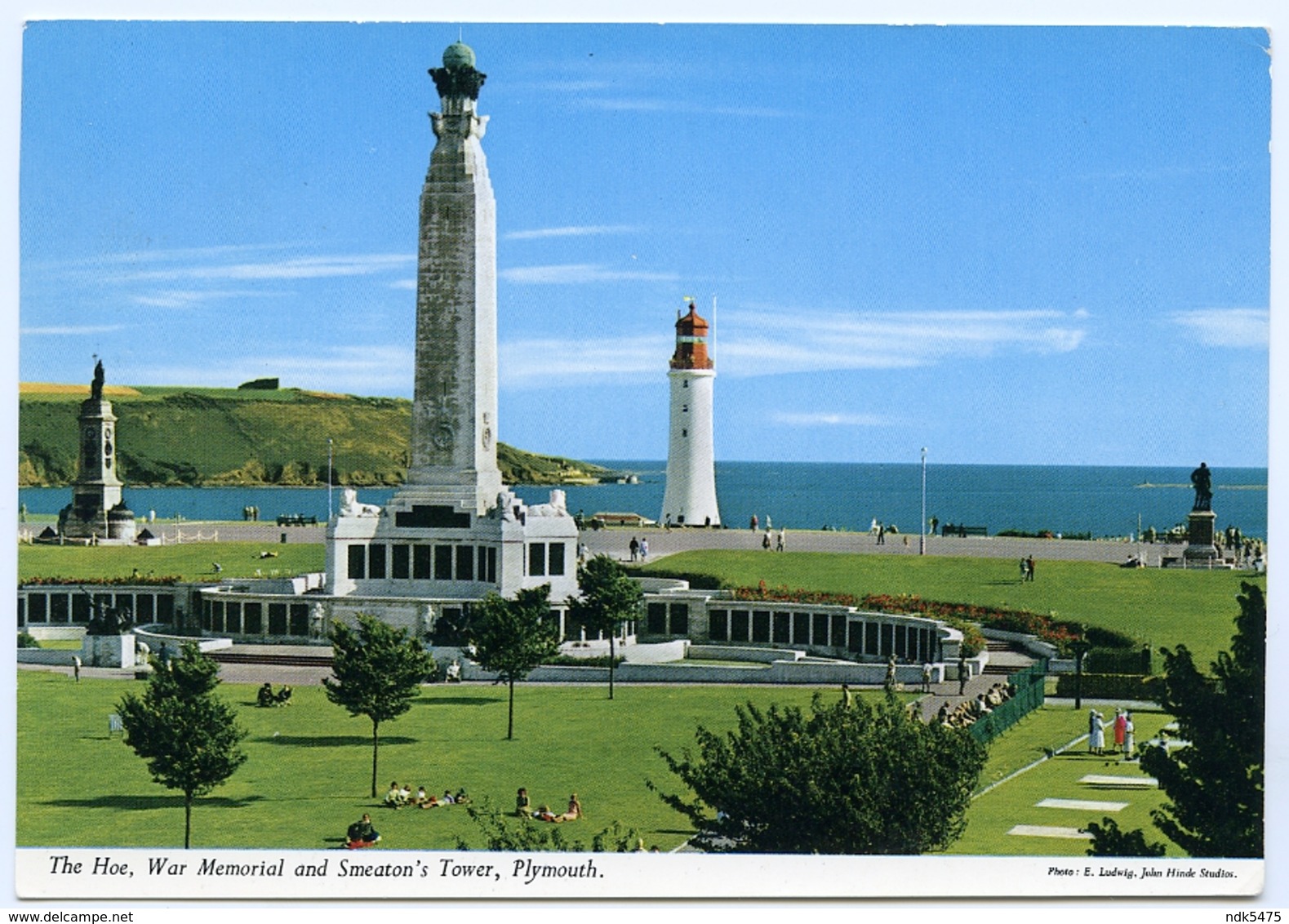 JOHN HINDE : PLYMOUTH - THE HOE, WAR MEMORIAL AND SMEATON'S TOWER (10 X 15cms Approx.) - Plymouth