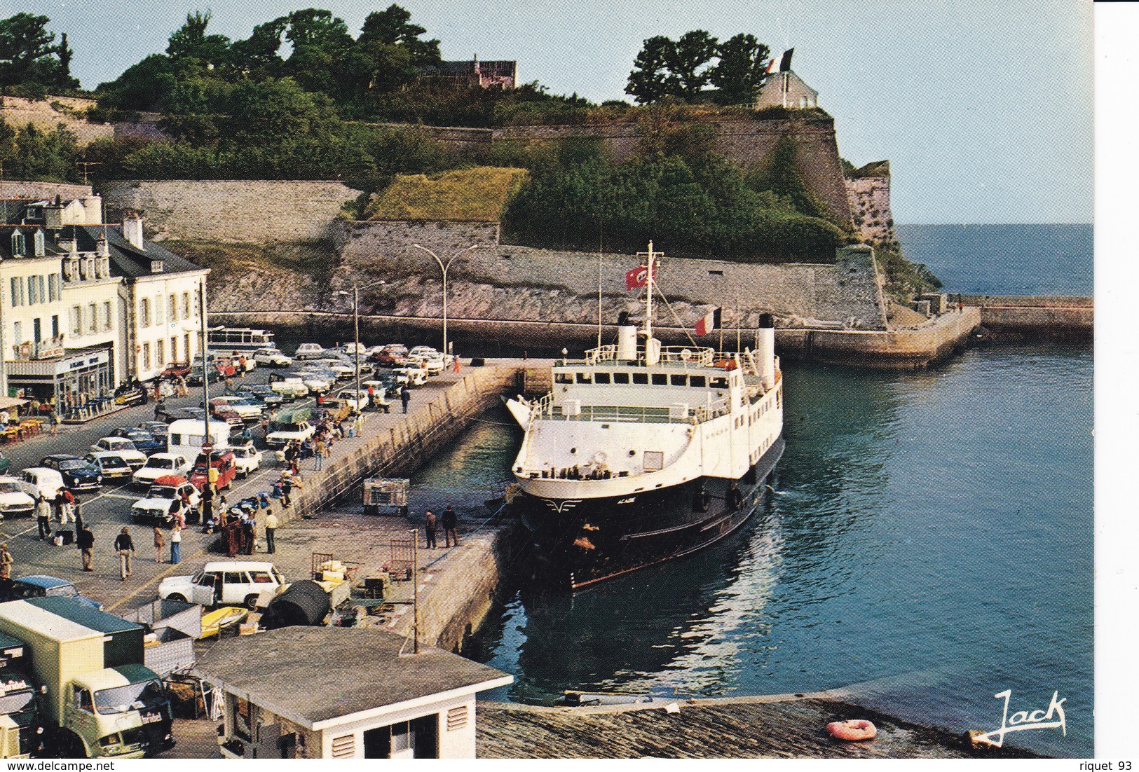 BELLE-ILE-MER "La Bien Nommée" - Le Port Du Palais - Belle Ile En Mer