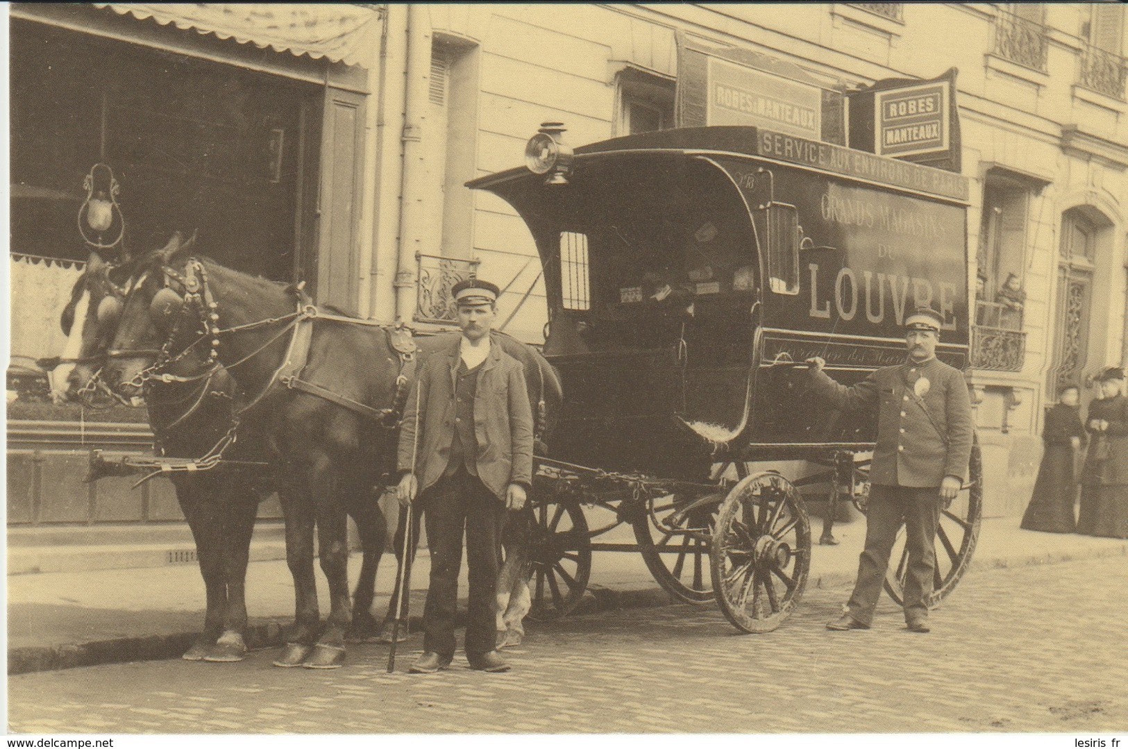 CPA - VOITURE A CHEVAUX - LOUVRE - SERVICE AUX ENVIRONS DE PARIS -  CECODI -  C'ETAIT LA FRANCE - REPRODUCTION - Transporte Público