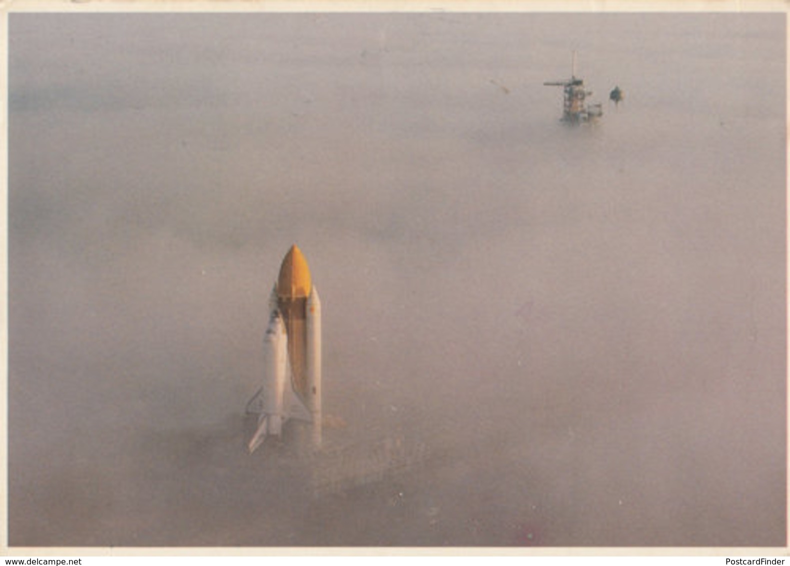 Space Shuttle Challenger 3 Disaster Crawl To Launch Pad Postcard - Astronomie