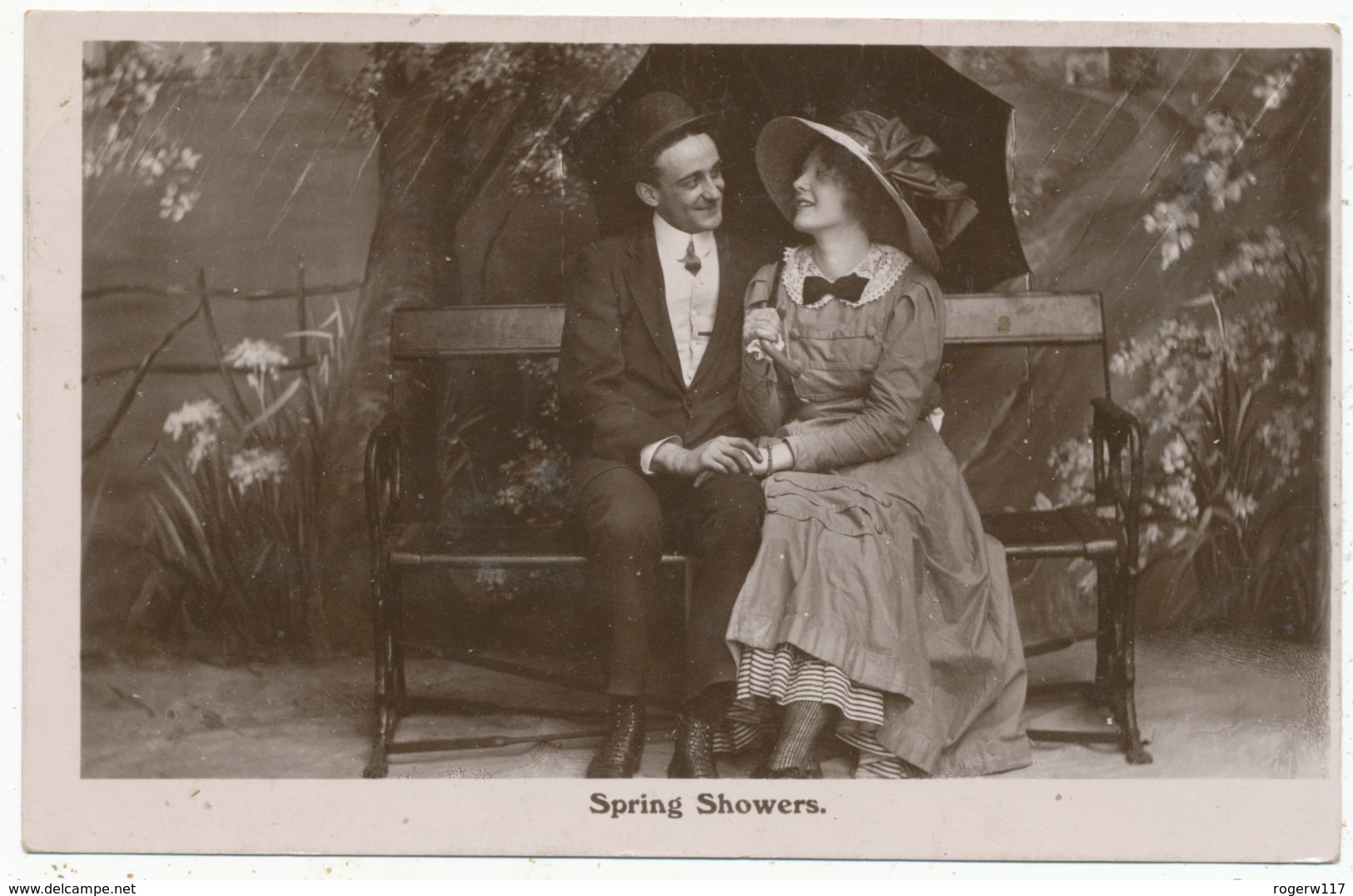 Spring Showers, Romantic Postcard - Other & Unclassified