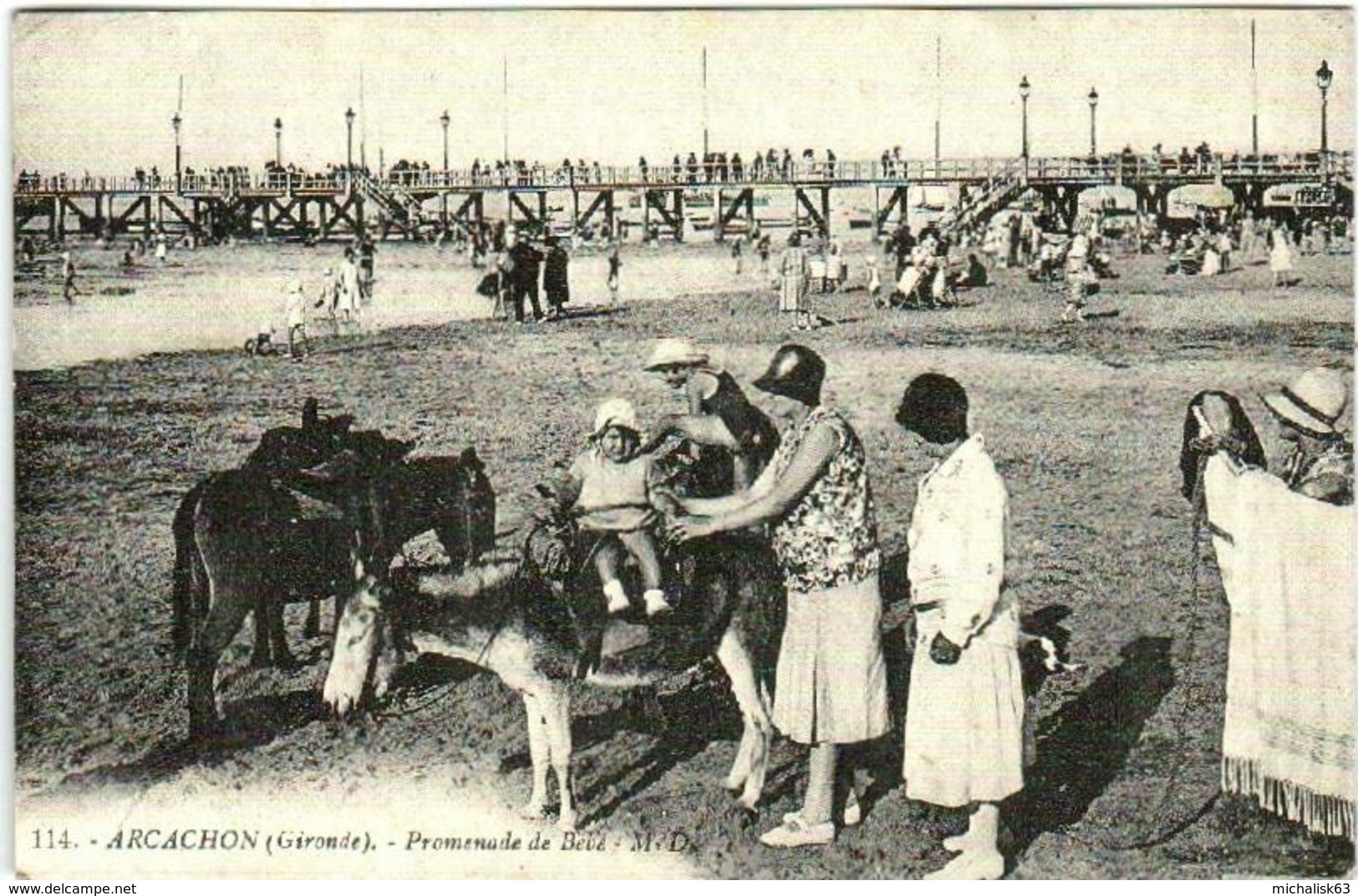 51dy 1030 CPA - ARCACHON - PROMENADE DE BEBE (COPIE???) - Arcachon