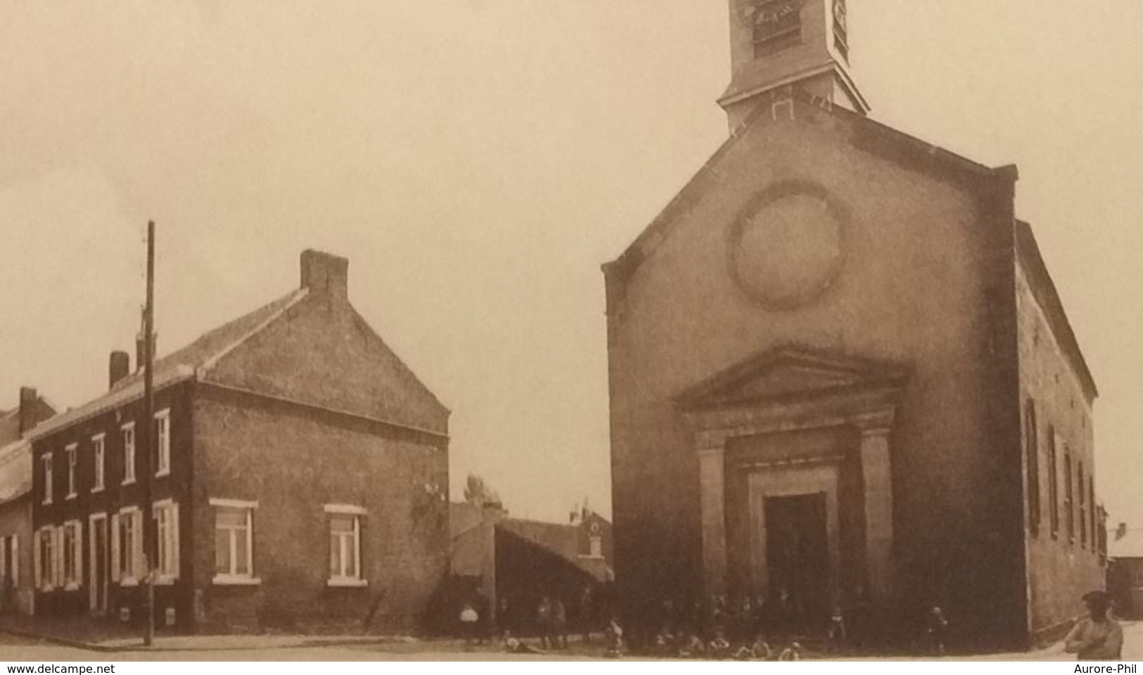 La Bouverie – L'Eglise Et La Rue Ferrer - Frameries