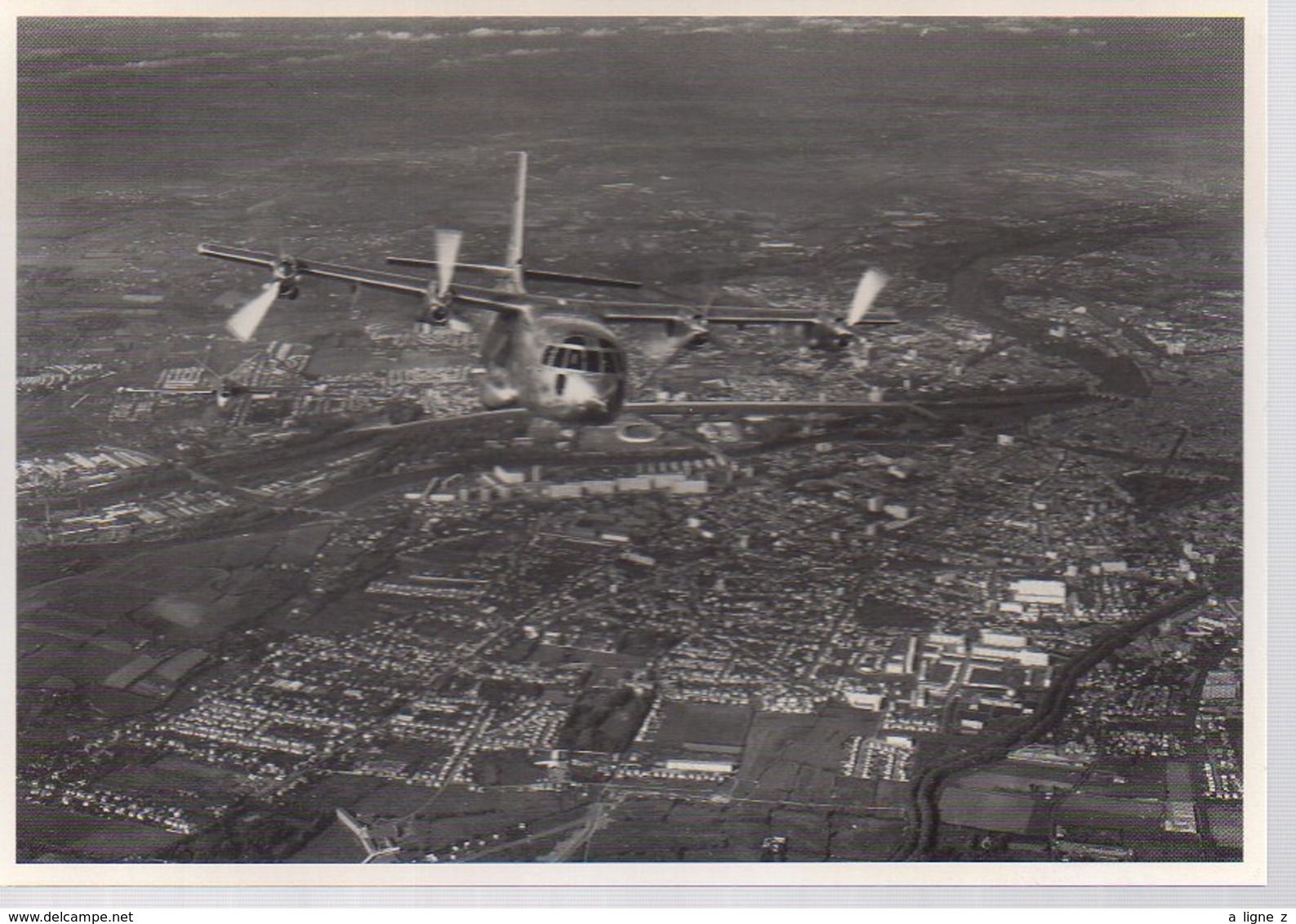 REF 357 - CPM BREGUET 941 Survol De Toulouse Avion Aviation - 1946-....: Moderne