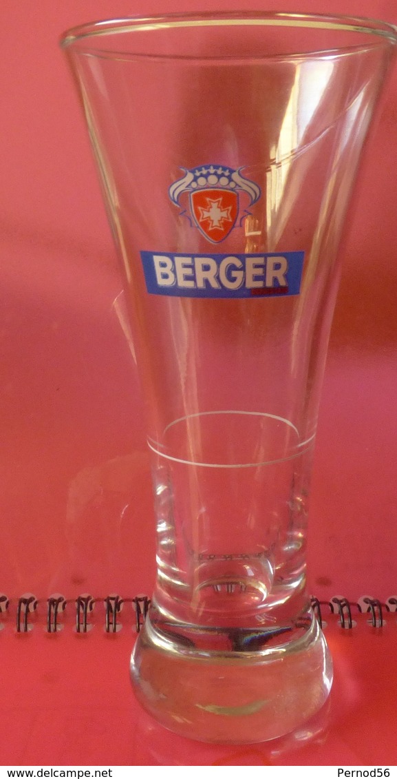 VERRE Assez Rare  Marque "BERGER" - Glasses