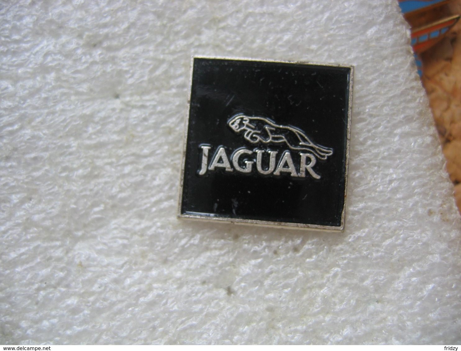 Pin's Embleme Des Automobiles JAGUAR - Jaguar