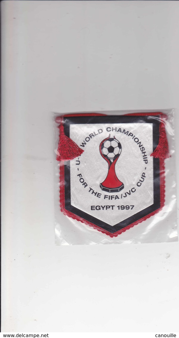 Fanion Football FIFA Egypt 1997 - Ecussons Tissu