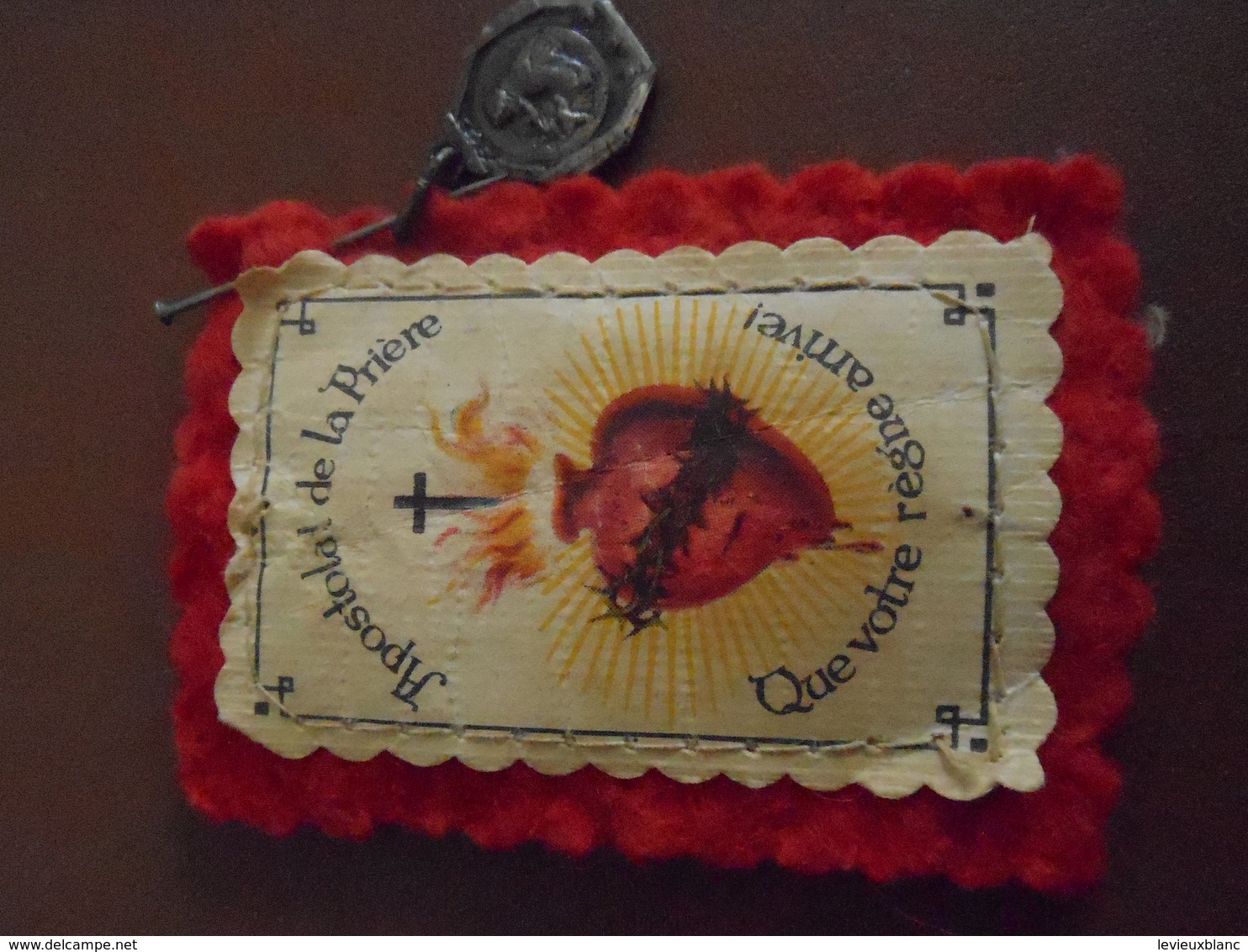 Religieux / Canada/ Ecusson tissu +médaille / Apostolat de la prière / Vers 1930-1950    CAN812