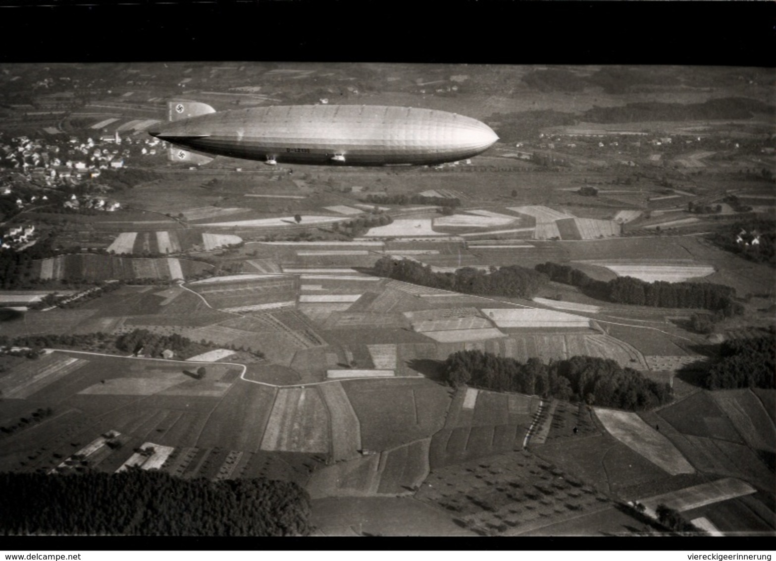 ! Luftschiff Graf Zeppelin, Luftbild 1938, DIRIGEABLE, Moderner Abzug, Nr. 38510, Format 17,8 X 12,7 Cm - Luchtschepen