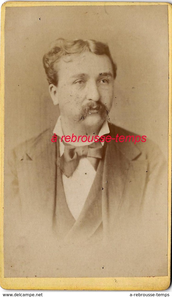 CDV Par Ambrosetti Photographe Sa Majesté Roi D'Italie TORINO--Beau Portrait D'homme - Alte (vor 1900)