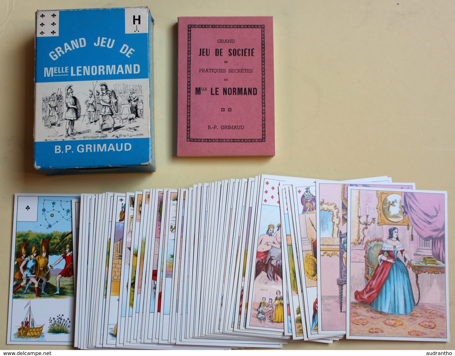 Jeu De 54 Cartes Mlle Lenormand Cartomancie Grimaud 1970 Pratiques Secrètes Type TAROT - Tarot-Karten