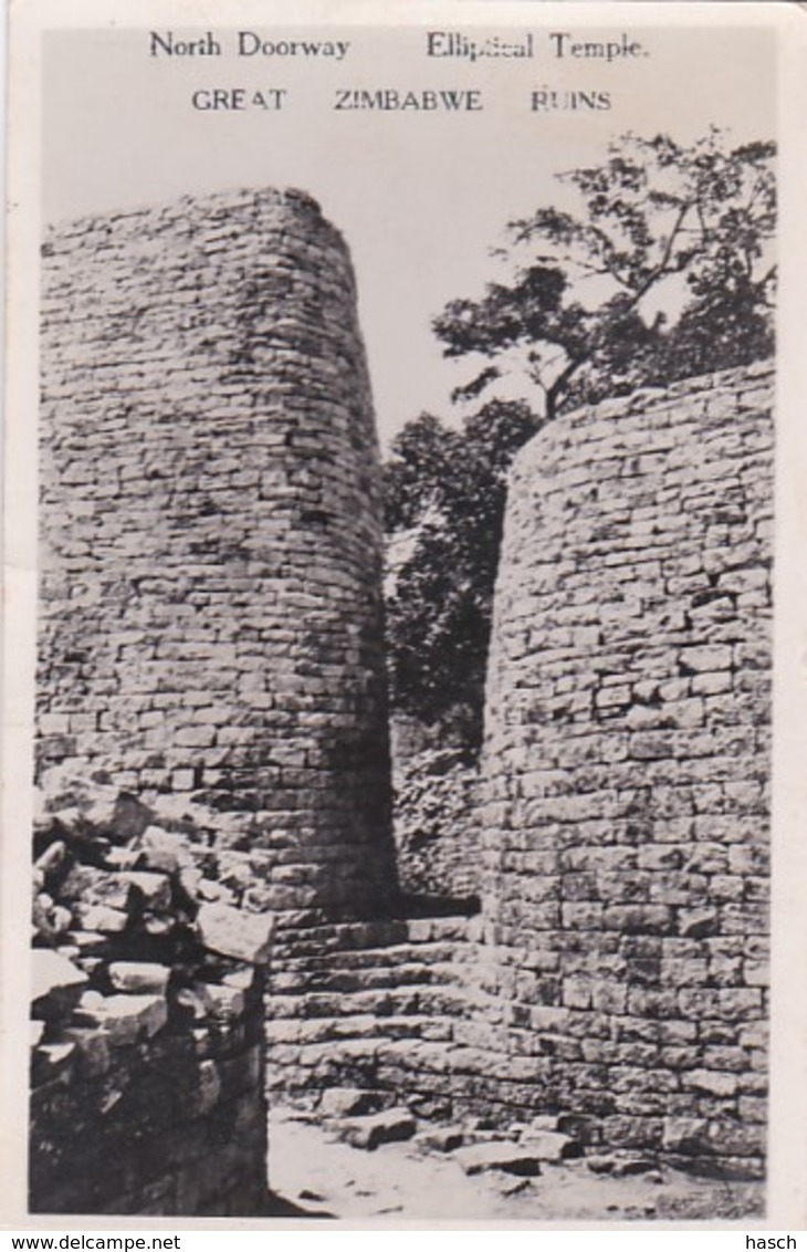 236841Zimbabwe, Great Ruins North Doorway – Elliptical Temple (voir Coins) - Zimbabwe