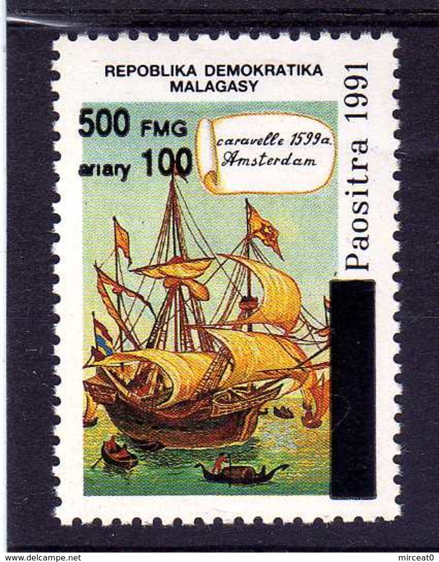 MADAGASCAR  1998  MNH - BATEAU SURCHARGE/ SHIP OVERPRINT - CARAVELLE AMSTERDAM - Madagascar (1960-...)