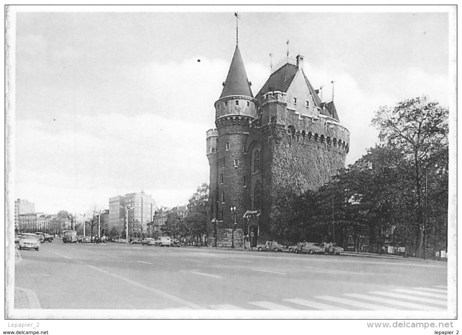 Belgique BRUXELLES Saint-Gilles Les TilleulsPorte De Hal   CPSM GFD Ed. F. Gossuin - St-Gilles - St-Gillis