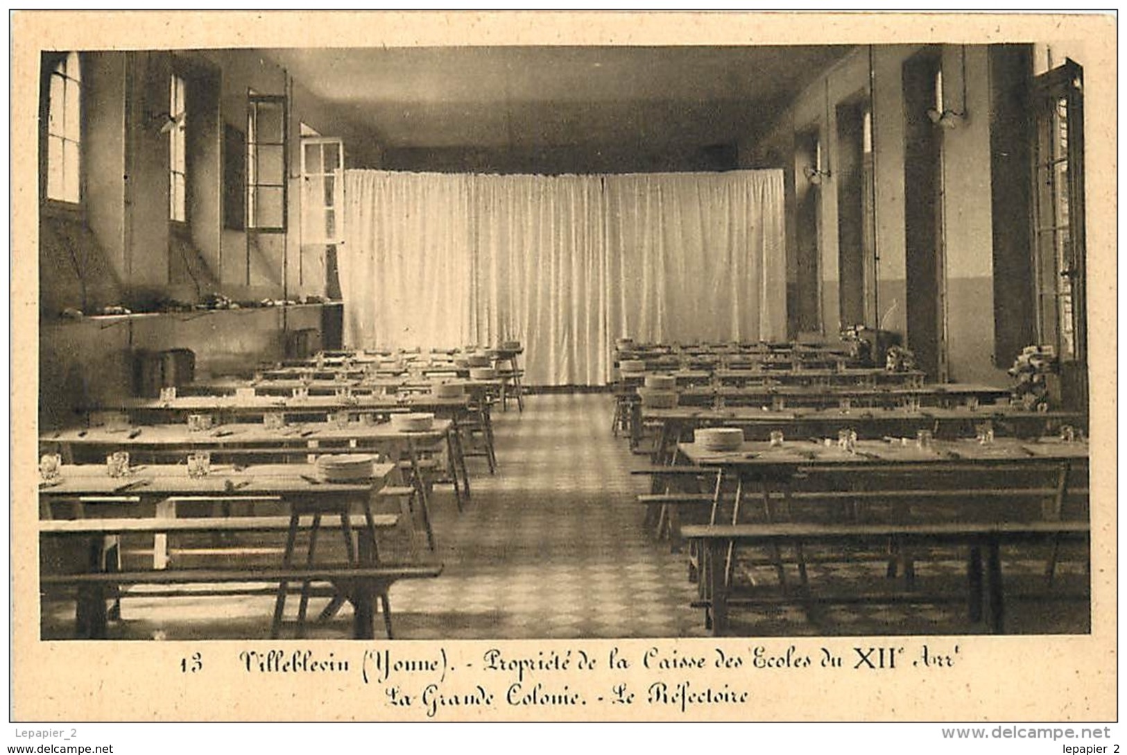 89 VILLEBLEVIN La Grande Colonie Le Réfectoire Propriété De La Caisse Des écoles Du XII E Arrondissement  CPSM PF Sépia - Villeblevin