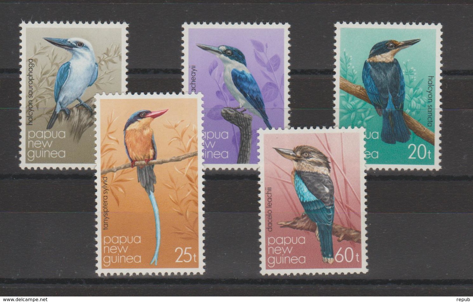 Papouasie Nlle Guinée 1981 Oiseaux 401-5 5 Val** MNH - Papouasie-Nouvelle-Guinée