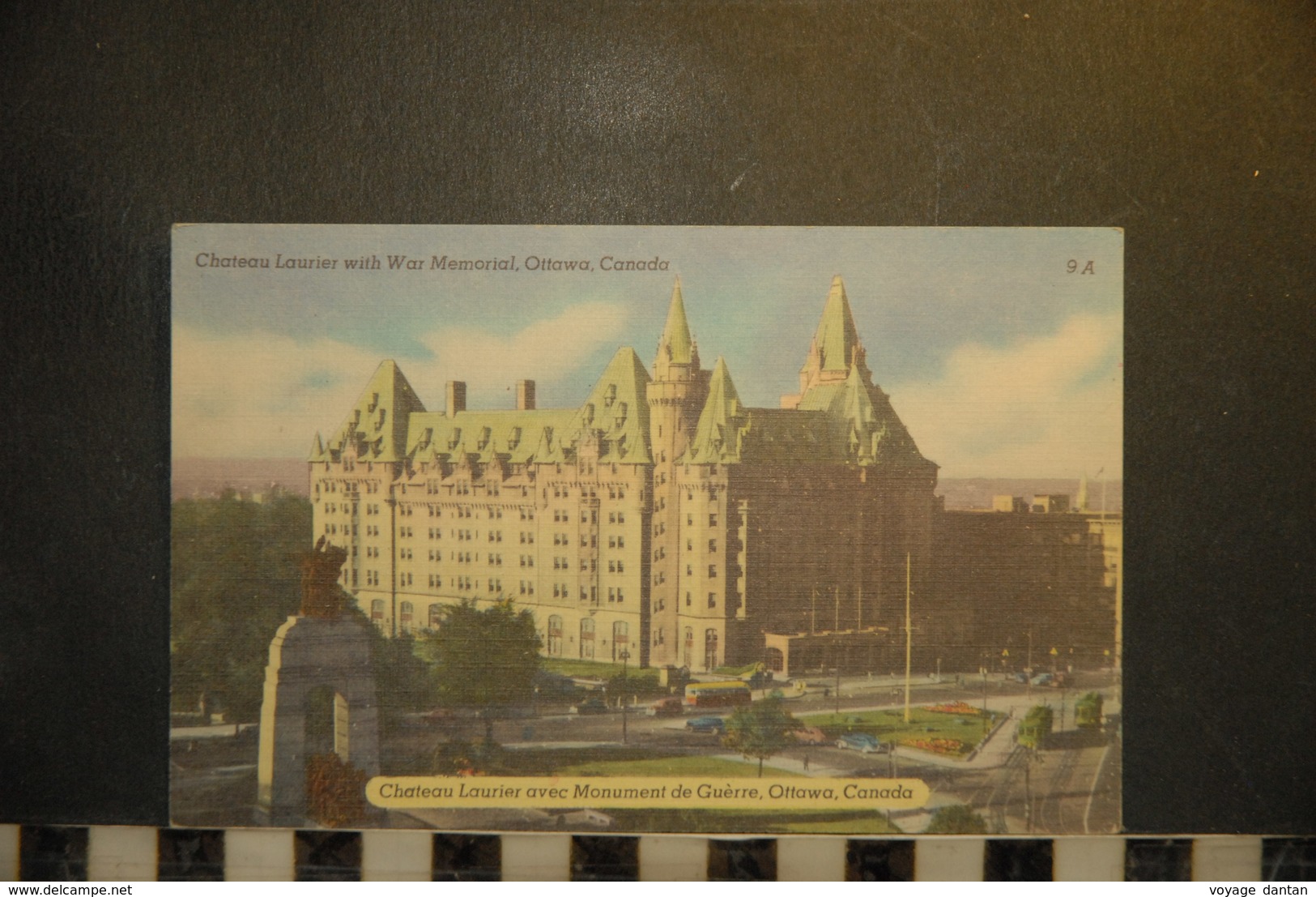 CP, Amérique, CANADA Chateau Laurier Avec Monument De Guerre OTTAWA Canada - Ottawa