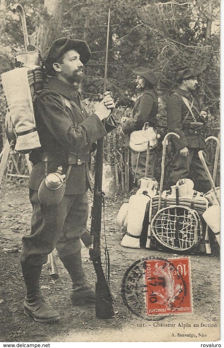 Carte Postale Ancienne Chasseur Alpin En Faction - Autres & Non Classés