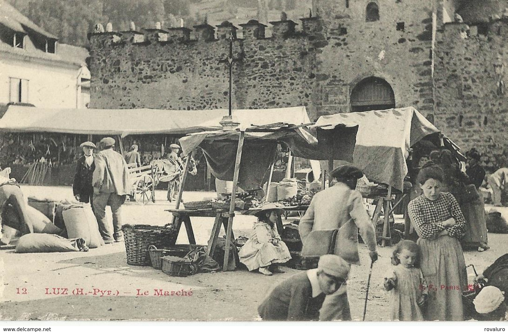 Carte Postale Ancienne Le Marché à Luz - Luz Saint Sauveur