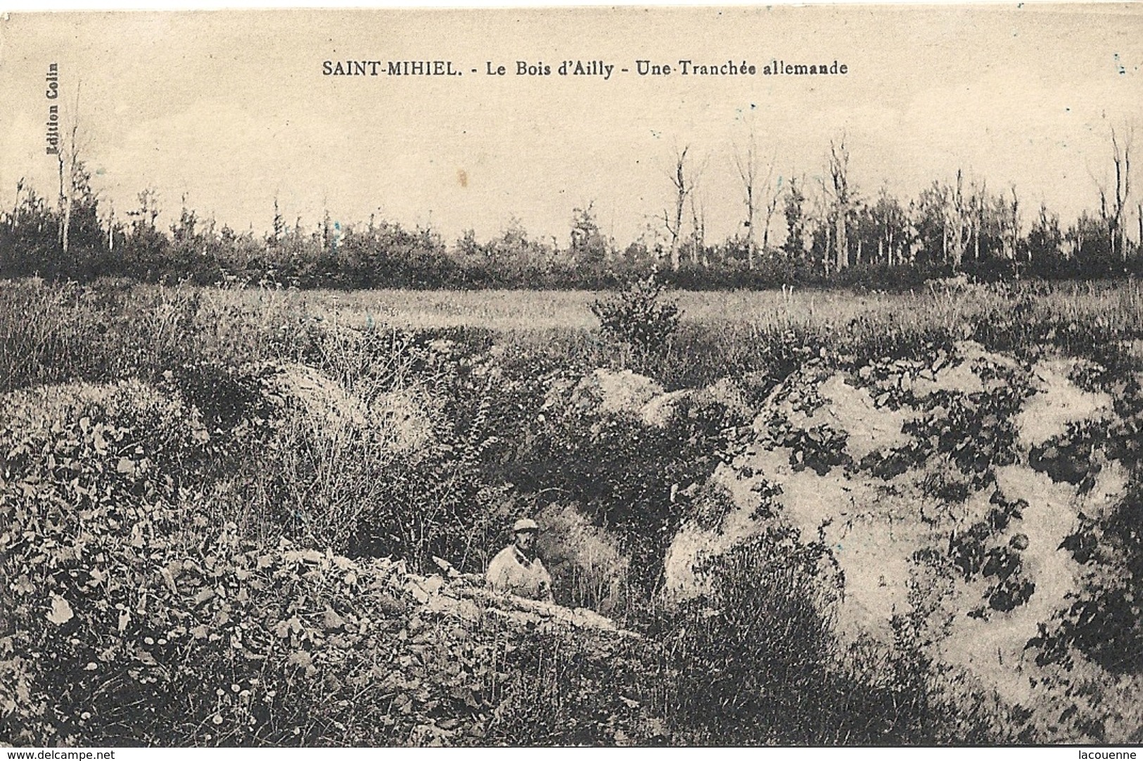 T 6136 SAINT-MIHIEL  LE BOIS D AILLY  UNE TRANCHEE ALLEMANDE - Saint Mihiel