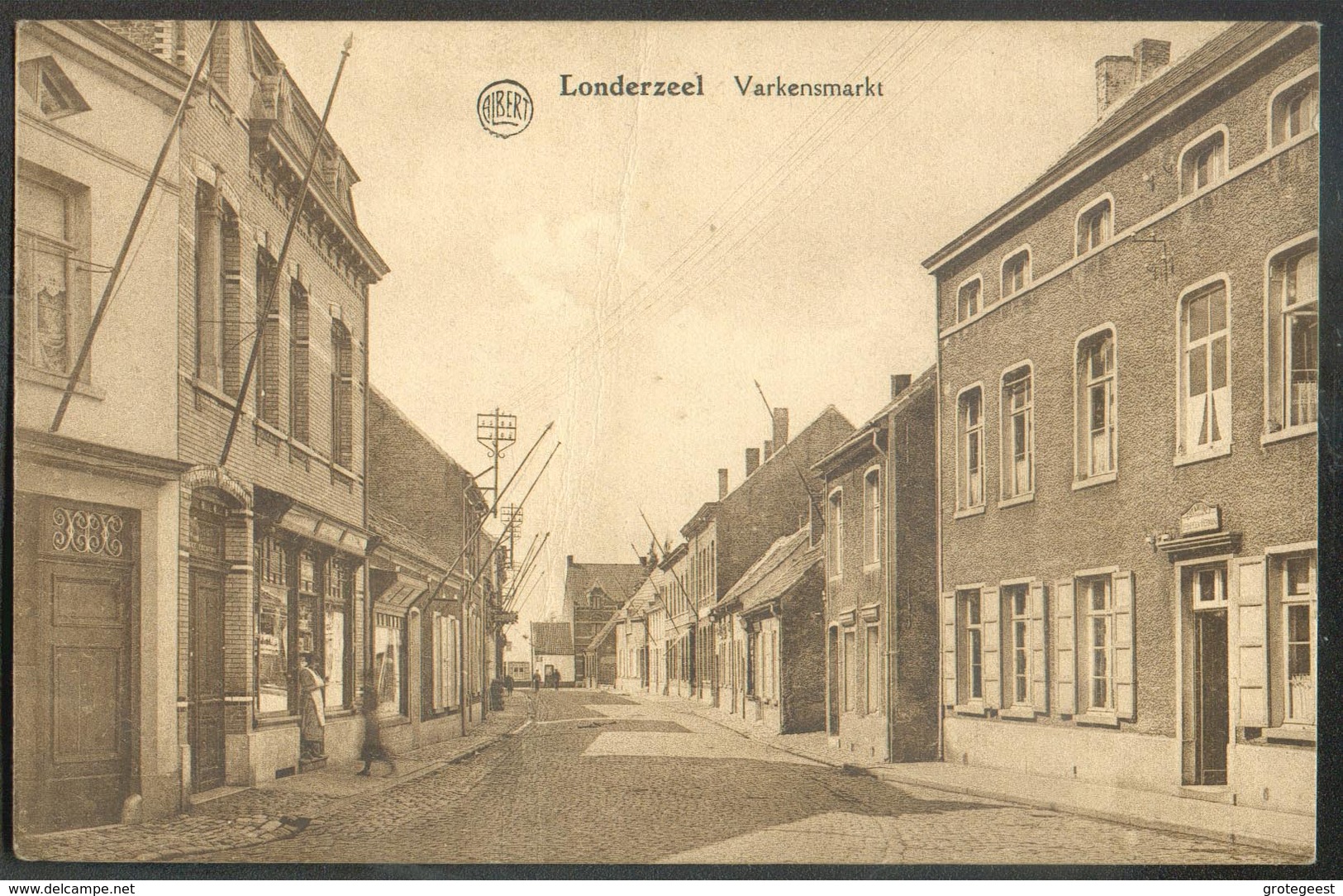 C.V. De LONDERZEEL Varkensmarkt (ca. 1930) - 13555 - Londerzeel