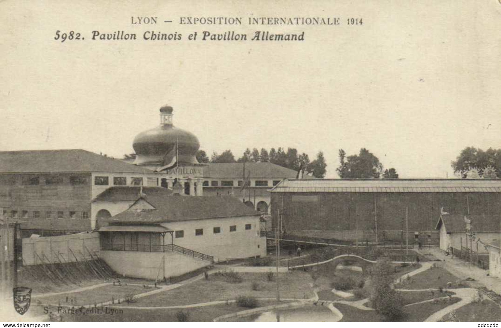LYON  Exposition Internationale 1914  Pavillon Chinois Et Pavillon Allemand  RV - Autres & Non Classés