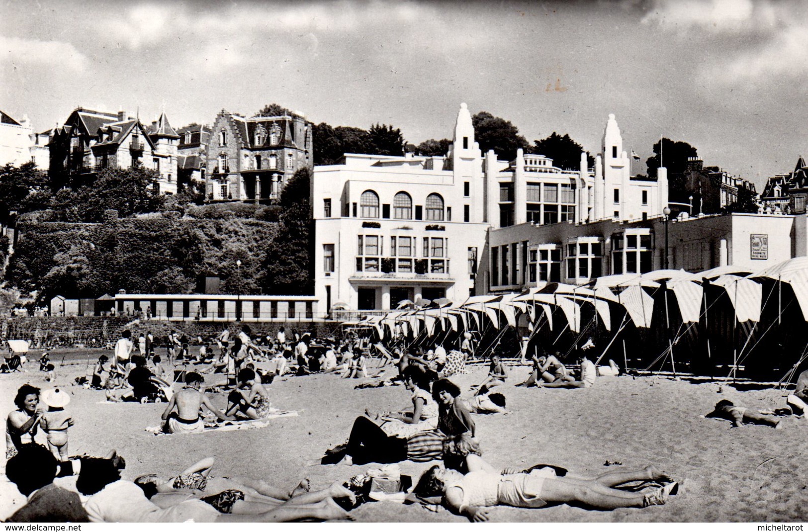 Ille Et Vilaine : Dinard : La Plage Du Casino - Dinard