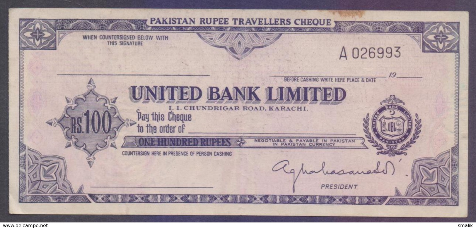 OLD TRAVELLERS CHEQUE - Rs. 100 Rupees, UNITED BANK LIMITED PAKISTAN, Unused BLANK - Chèques & Chèques De Voyage