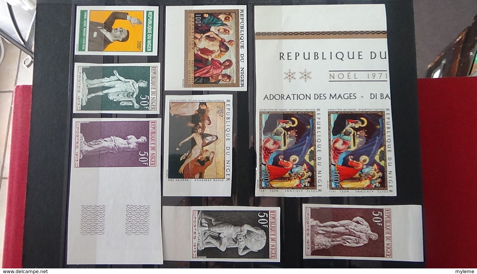 Bon ensemble de 123 timbres or et argent, Épreuves, non dentelés, d'Afrique.Côte sympa